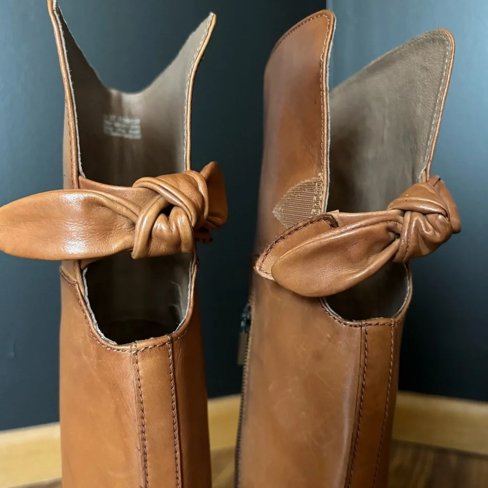 Dansko Tan Leather Heeled Boots - Picture 4 of 5